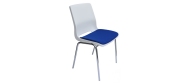 Plaststole. Ana stol med krom stel, plastskal i hvid og sæde monteret med Oxford stof nr. 7. Fabrikken yder 5 års garanti på Ana stole.